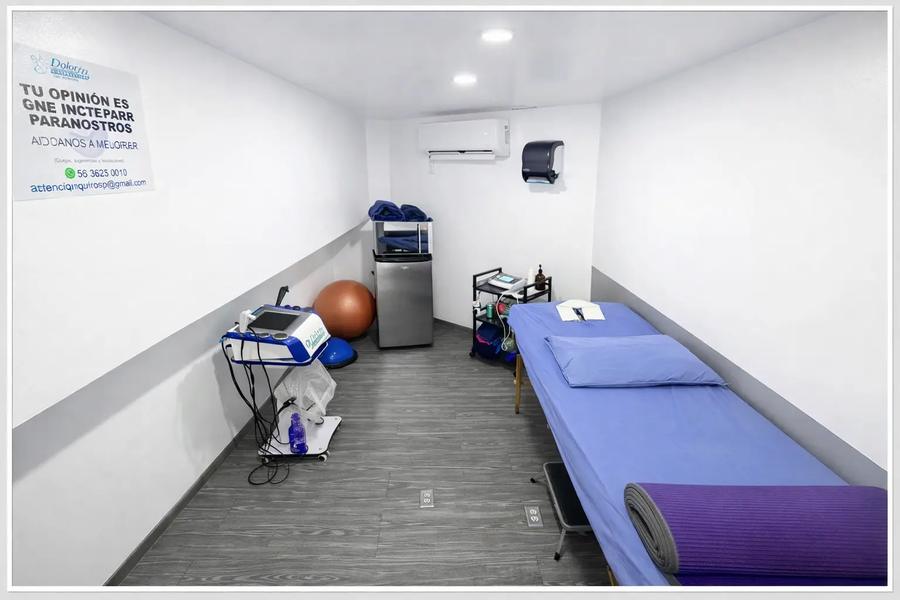 Sala de fisioterapia de Dolorfin San Jerónimo